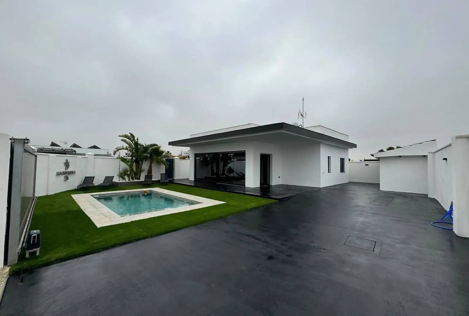 Villa La Palmera Delux Piscina Privada Para 6 Pax 엘 팔마르