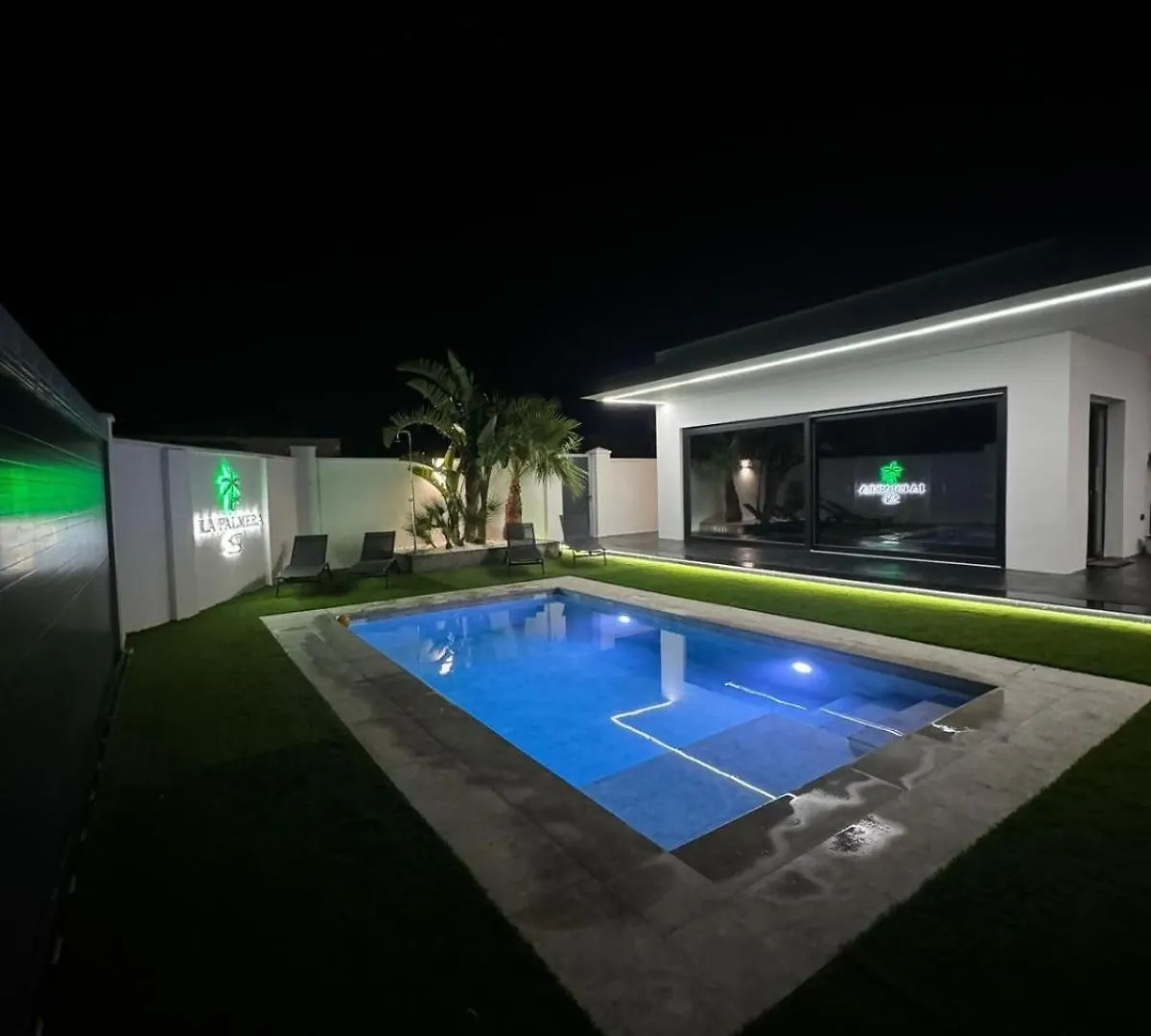Villa La Palmera Delux Piscina Privada Para 6 Pax El Palmar  Spain